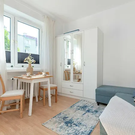 Comfortable Pet-friendly With A Desk By Renters Apartamento