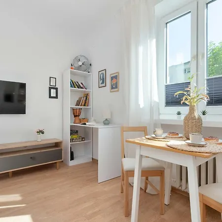Comfortable Pet-friendly With A Desk By Renters Apartamento